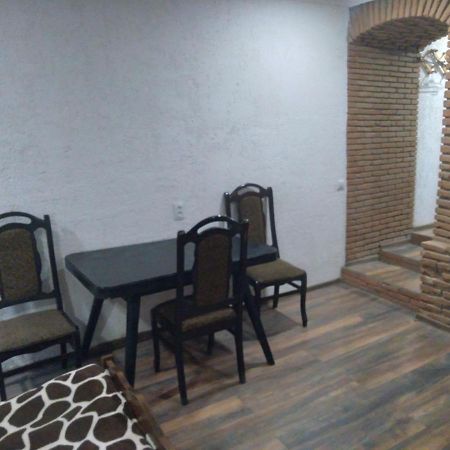 Sani Apartamento Tbilisi Exterior foto